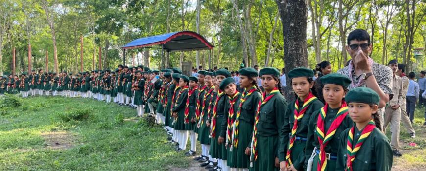 सुनसरी र मोरङका दुई सय बढी विद्यार्थी स्काउटरका रूपमा दीक्षित