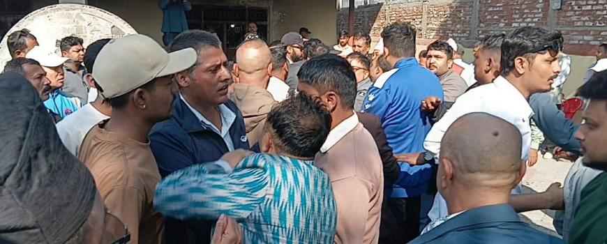  नेकपा एमाले मोरङमा प्रतिनिधि छनोटको विषयमा विवाद हुँदा धक्कामुक्की 