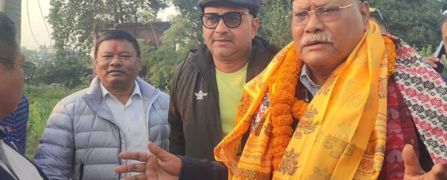  आठौँ पटक चुनावी मैदानमा विजय गच्छदार, गरे उम्मेदवारी दर्ता 