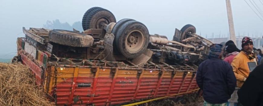 सुनसरीको भोक्राहनरसिंहमा ट्रक पल्टिँदा ५ जनाको मृत्यु, २ घाइते