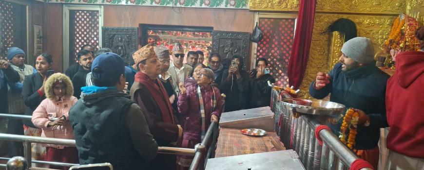 पूर्व राजा सुटुक्क विराटनगरमा, काली मन्दिरको दर्शन गरेर फर्किए पूर्व राजा सुटुक्क विराटनगरमा, काली मन्दिरको दर्शन गरेर फर्किए