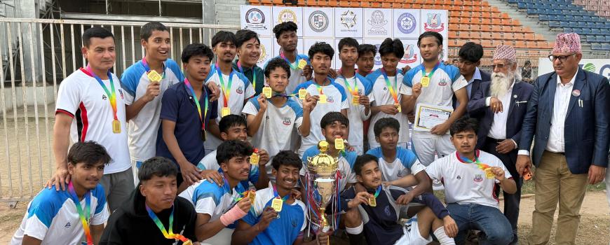 सुस्मा गोदावरीलाई पराजित गर्दै बिश्वआदर्शले जित्यो हिसान कोसी फुटबल च्याम्पियनसिपको उपाधि सुस्मा गोदावरीलाई पराजित गर्दै बिश्वआदर्शले जित्यो हिसान कोसी फुटबल च्याम्पियनसिपको उपाधि