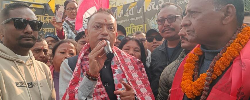   राजिव कोइरालालाई जिताउन घर घरमा पुगेर प्रचार गर्न सभापति गगन थापाको आग्रह 