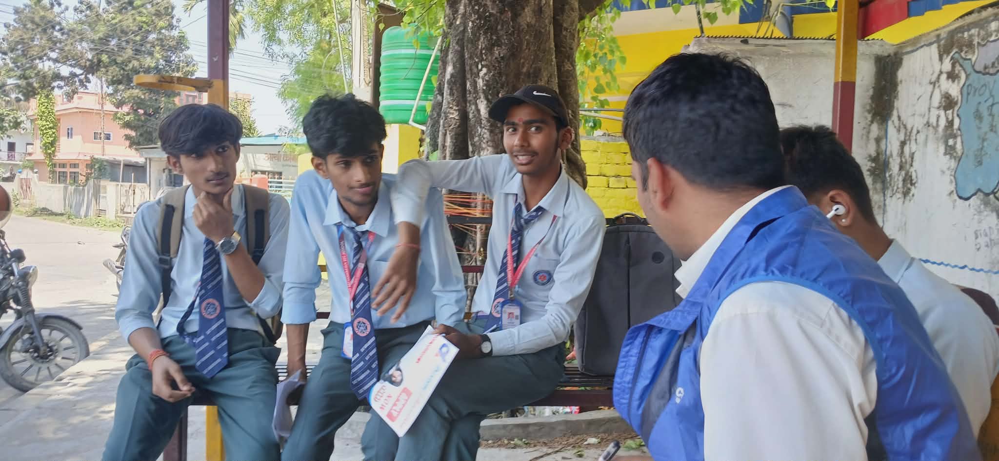 received_1288198569930348