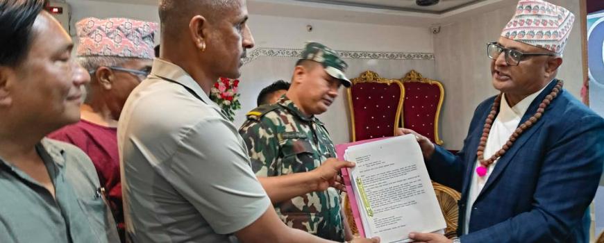 बाहुनडाँगीका हात्तीपीडितको माग : भारतबाट आएका जंगली हात्तीलाई रबरको गोली हानी उतै धपाइयोस् 